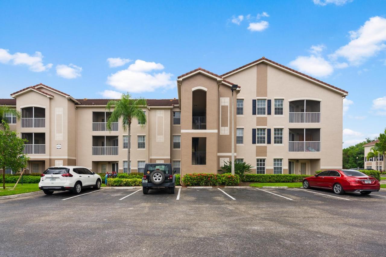 Готель Kasa Wellington South Florida Екстер'єр фото